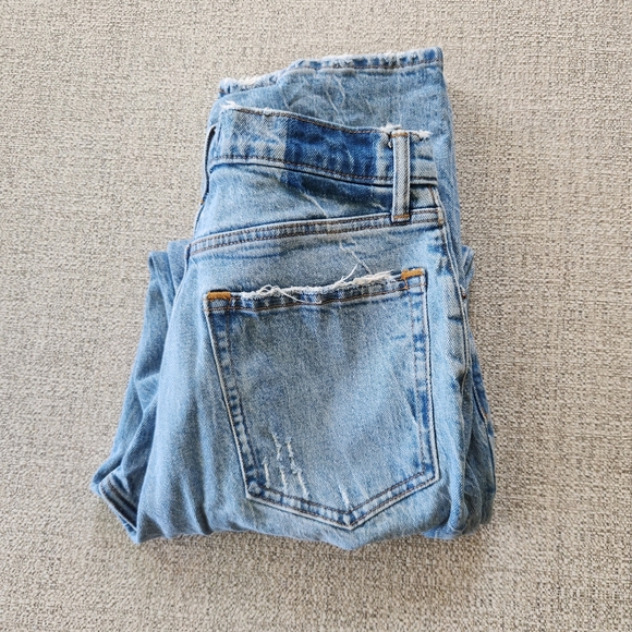 Abercrombie & Fitch Denim - Abercrombie Fitch The 90s Straight Jean Ultra High Rise Size 8L/29 Medium Wash
